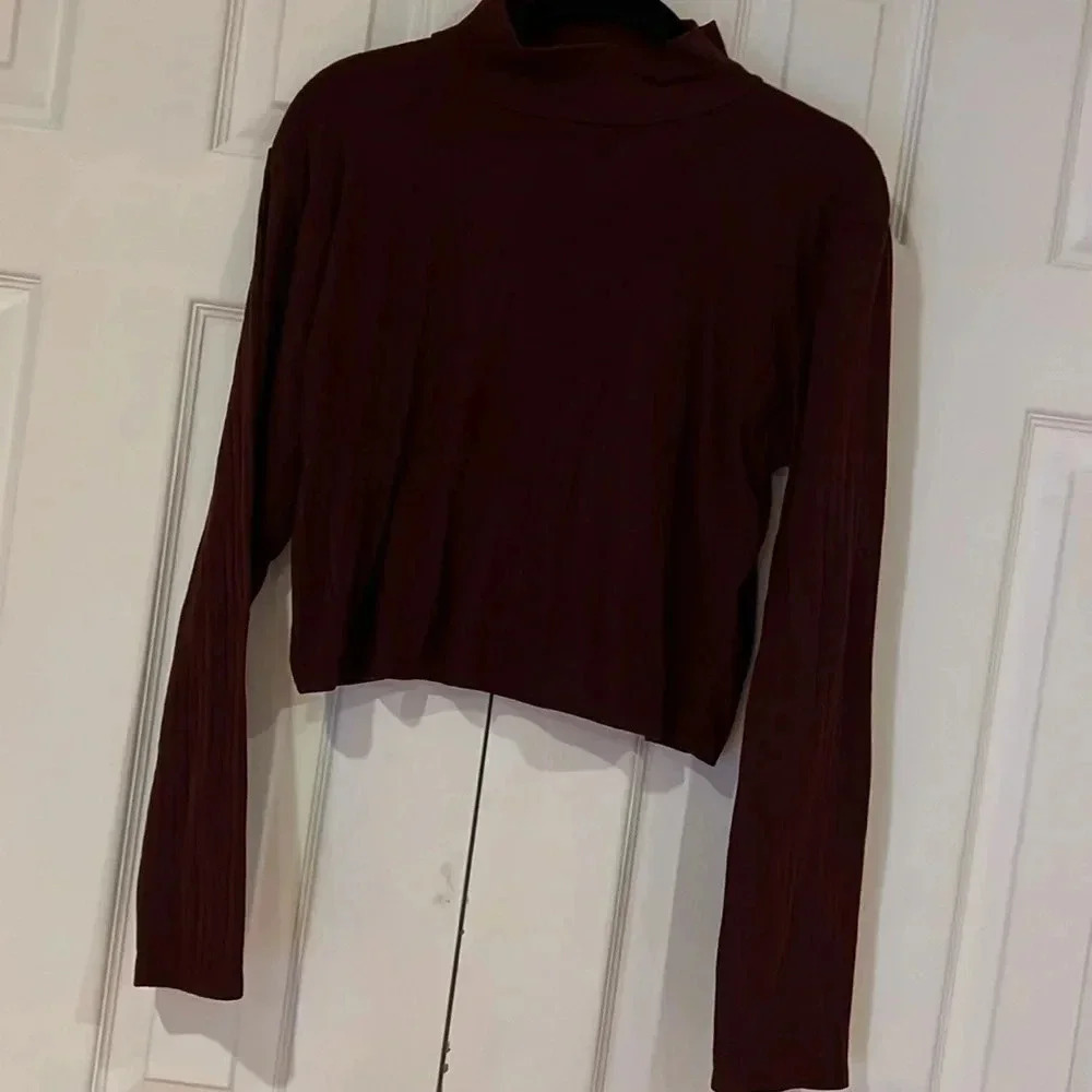 Ardene ribbed  body con Turtle Neck Top XXL - Picture 9 of 10